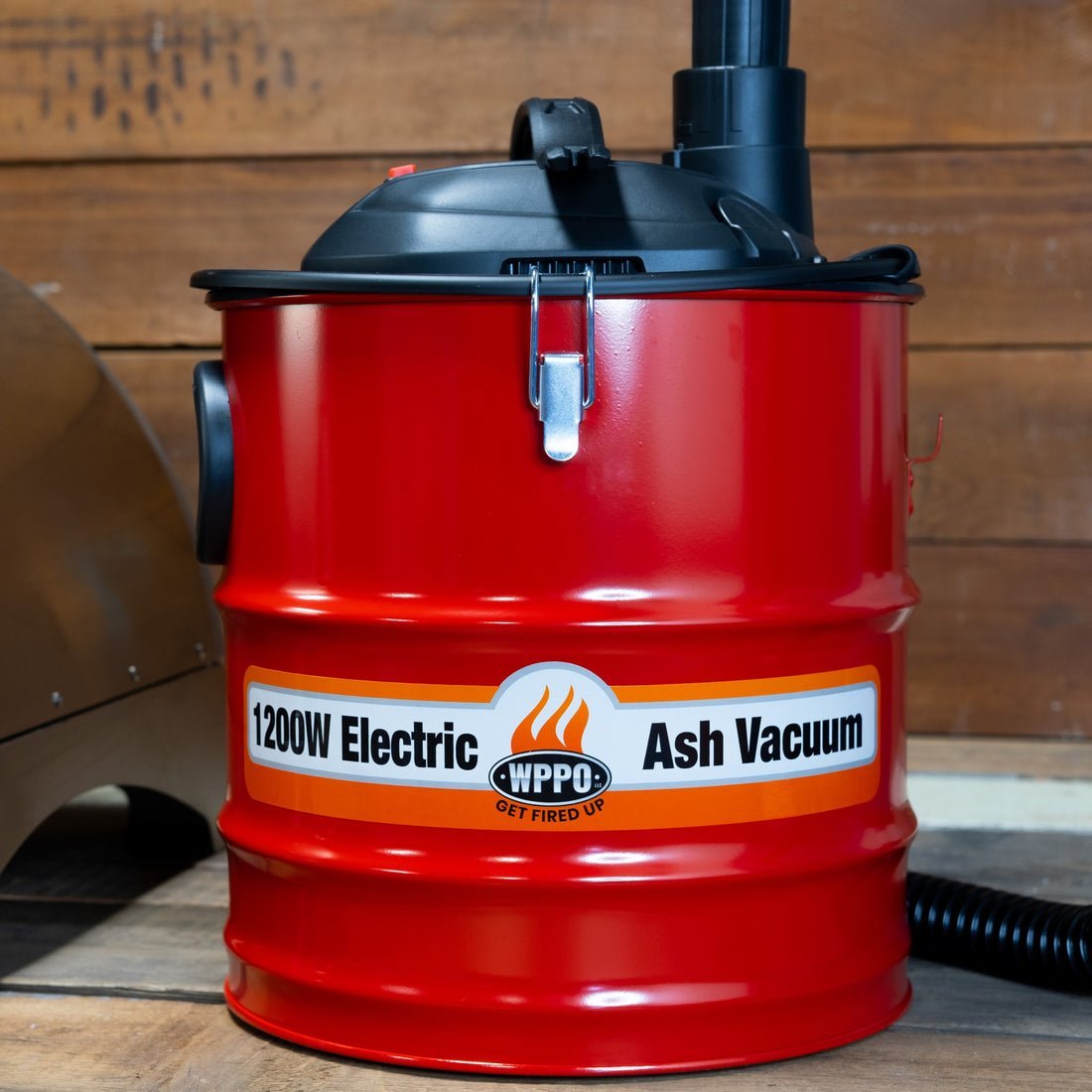 120V 1200 Watt Ash Vacuum w/Attachments - Grand Alfresco