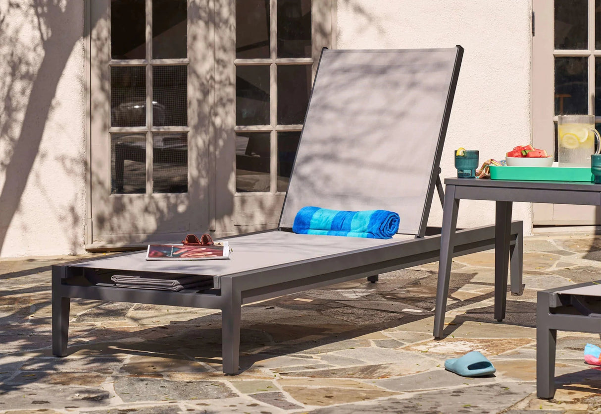 Aluminum Outdoor Core Chaise Lounge - Grand Alfresco