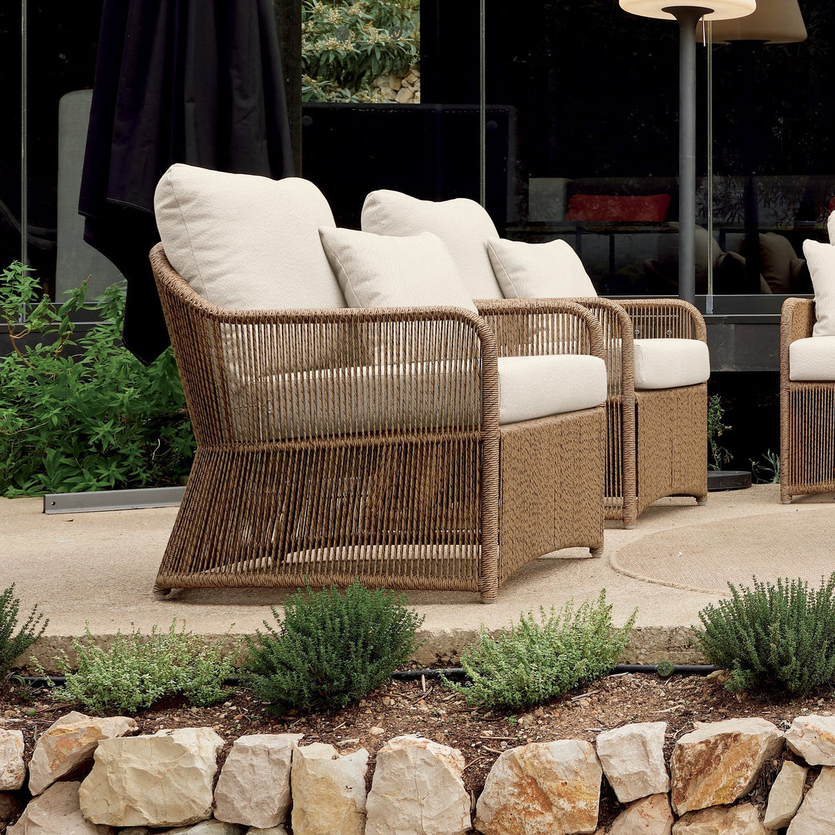 Calixto Armchair with Sunbrella Cushion - Grand Alfresco