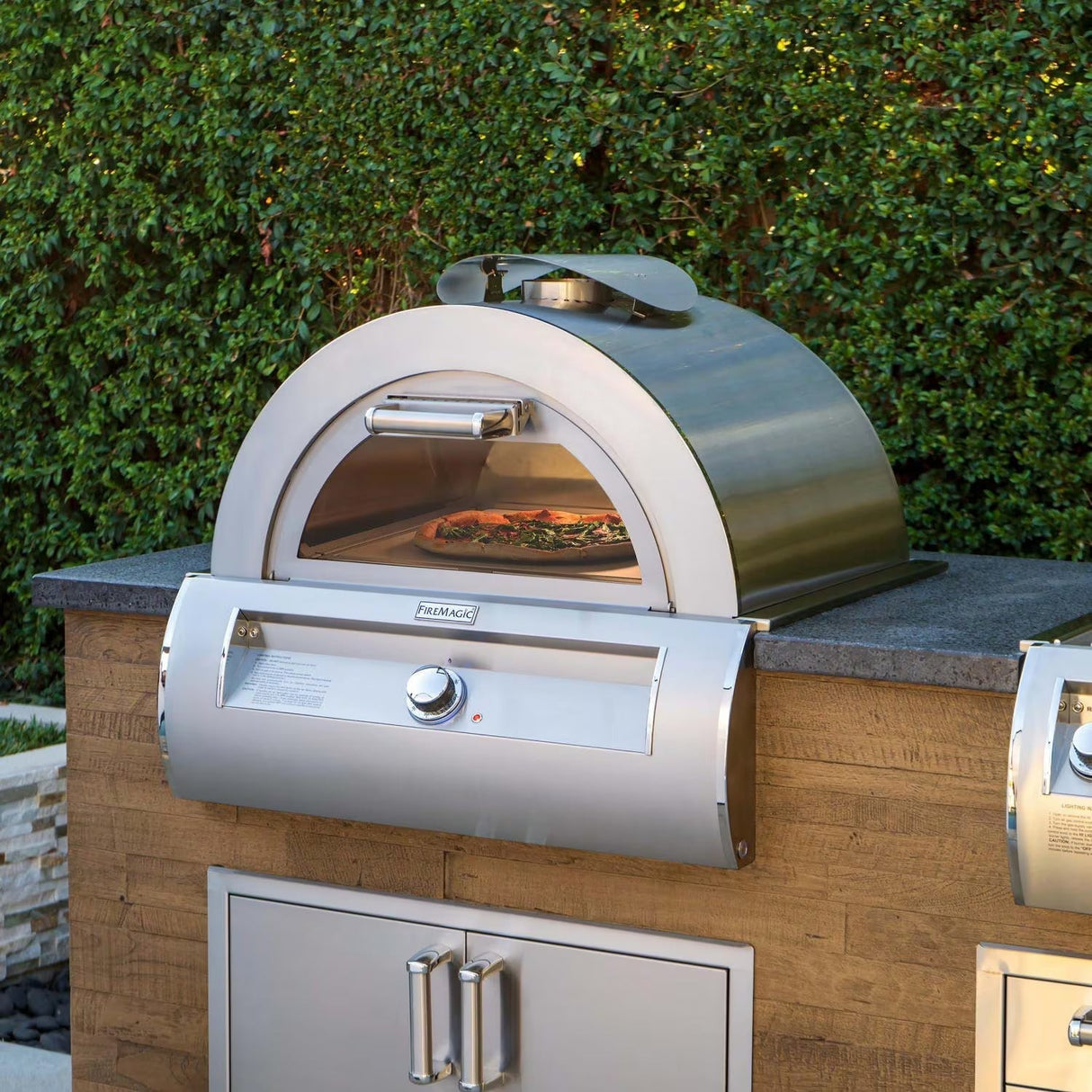 Echelon Built - in Pizza Oven - Grand Alfresco