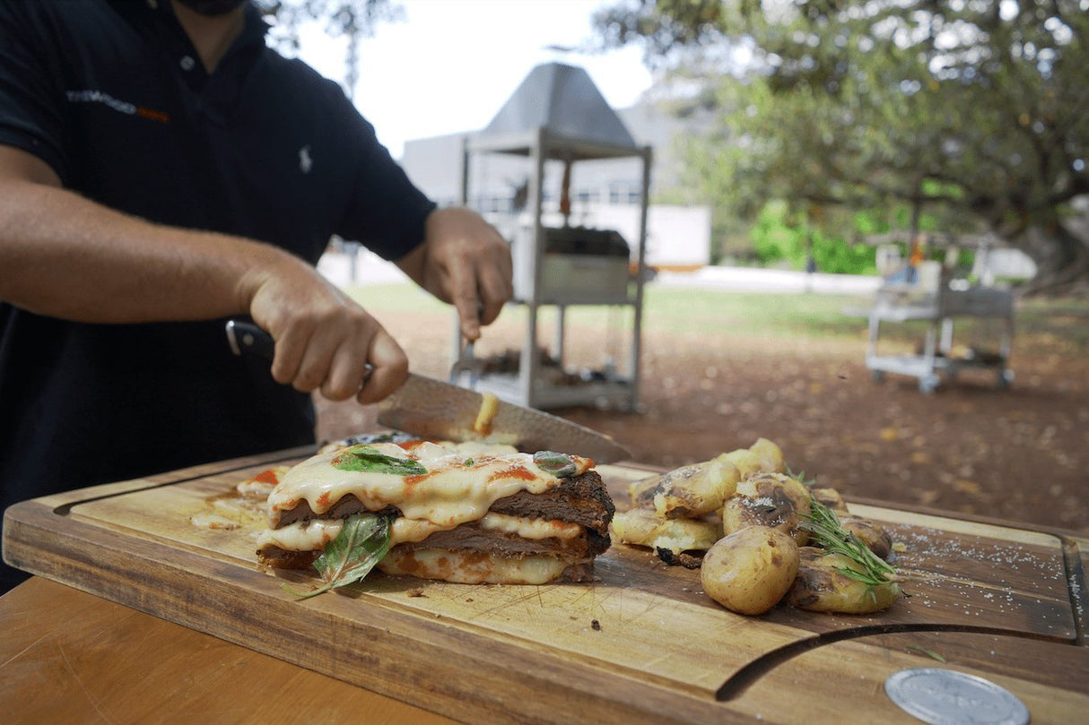 Edge - grain Cutting & Carving Board - Grand Alfresco