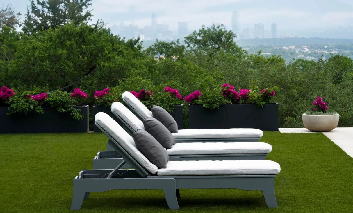 Ledge Lounger Legacy Chaise - Grand Alfresco