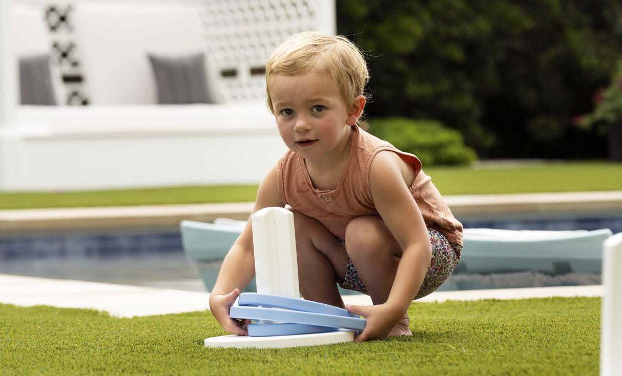 Ledge Lounger Ring Toss - Grand Alfresco