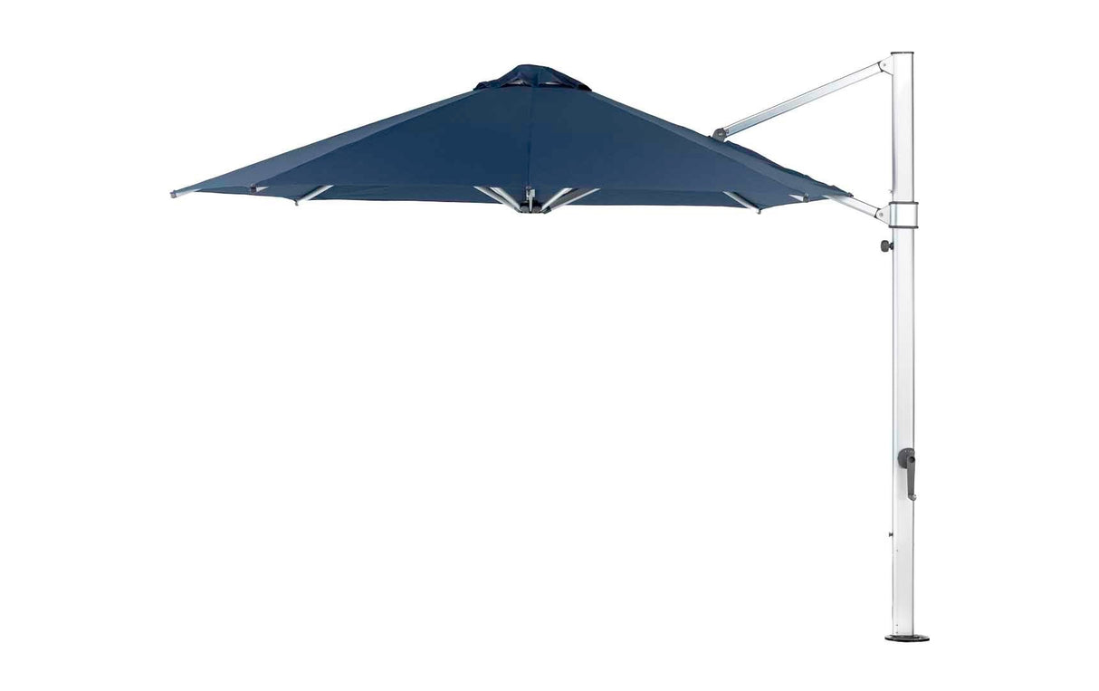 Ledge Loungers Ultra Cantilever Umbrella - 11' Octagon - Grand Alfresco