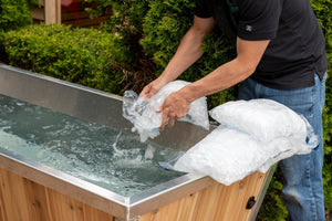 The Polar Plunge Tub - Grand Alfresco